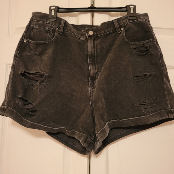 American Eagle Outfitters Pants - American Eagle Outfitters Mom Short